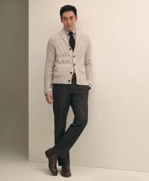 Traditional Fit Wool Flannel Dress Pants