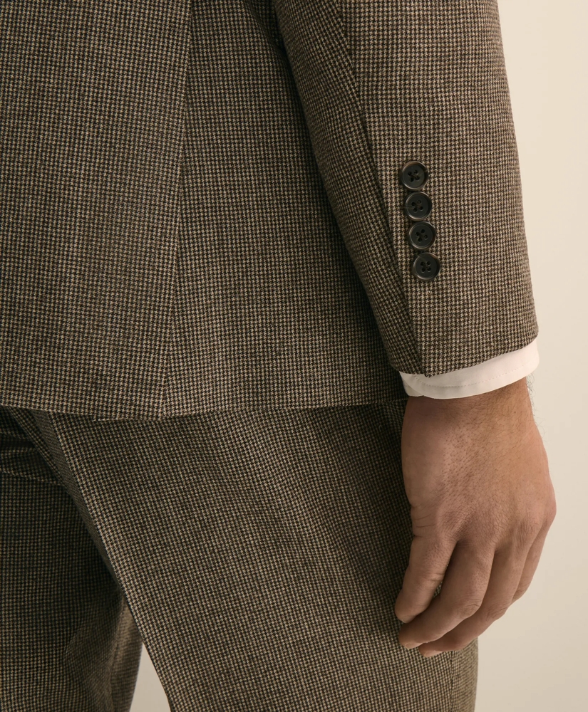 bbr_088c0a15ea1d_CLASSIC_FIT_WOOL_WINDOWPANE_1818_SUIT_BEIGE_MULTI