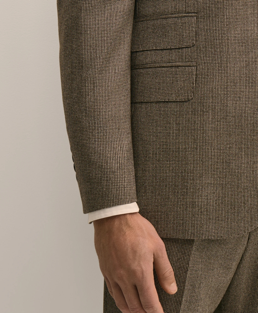bbr_5a7c8f81c3f6_CLASSIC_FIT_WOOL_WINDOWPANE_1818_SUIT_BEIGE_MULTI
