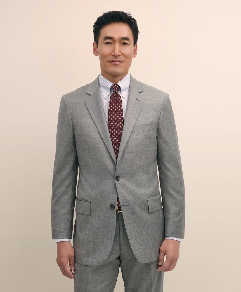 cffde558_TRADITIONAL_FIT__WOOL_SHARKSKIN_1818_SUIT_LIGHT_GREY-1